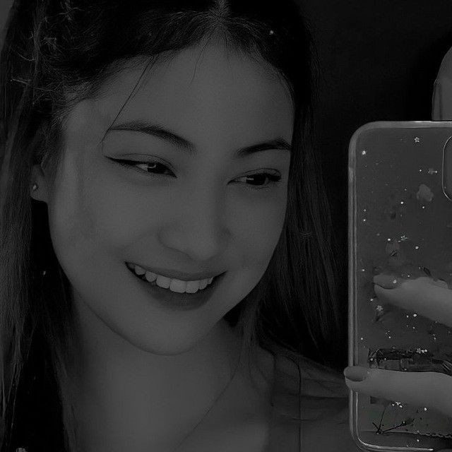 Aurel Vellyncia tweet media