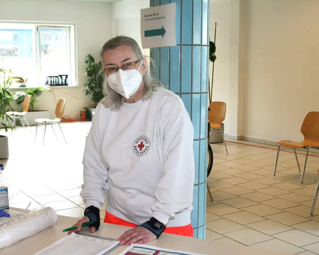 BIsmaning's tweet photo. Anstrengendes Wochenende ...
Für die #Helfer des #BRK #Ismaning geht ein ereignisreiches und anstrengendes Wochenende zu Ende.
Am Samstag den 27.03.21 fand der 2. #Ismaninger #Impftag in der #Osterfeldhalle statt.
https://t.co/QT1cd8lAqR
Text A.S Bilder A.S & EVF https://t.co/UQjVtUtJ0O