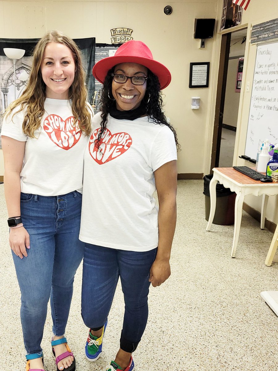 thenajrobinson's tweet photo. Some looks from last week
π«βΎοΈ Be on a Drug-Free Team
π«β«οΈBlack Out Drugs
π«π©πΌβπ©πΎ Help Someone Stay Drug-Free #jerseyday #blackout #twinday #iTeachMuggles #najrobinson #teacher #teacherlife #educator #aspiretoinspire #bethechange #TransformingMugglesToMathWizards #blackgirlmagic https://t.co/d6puYDfXBy