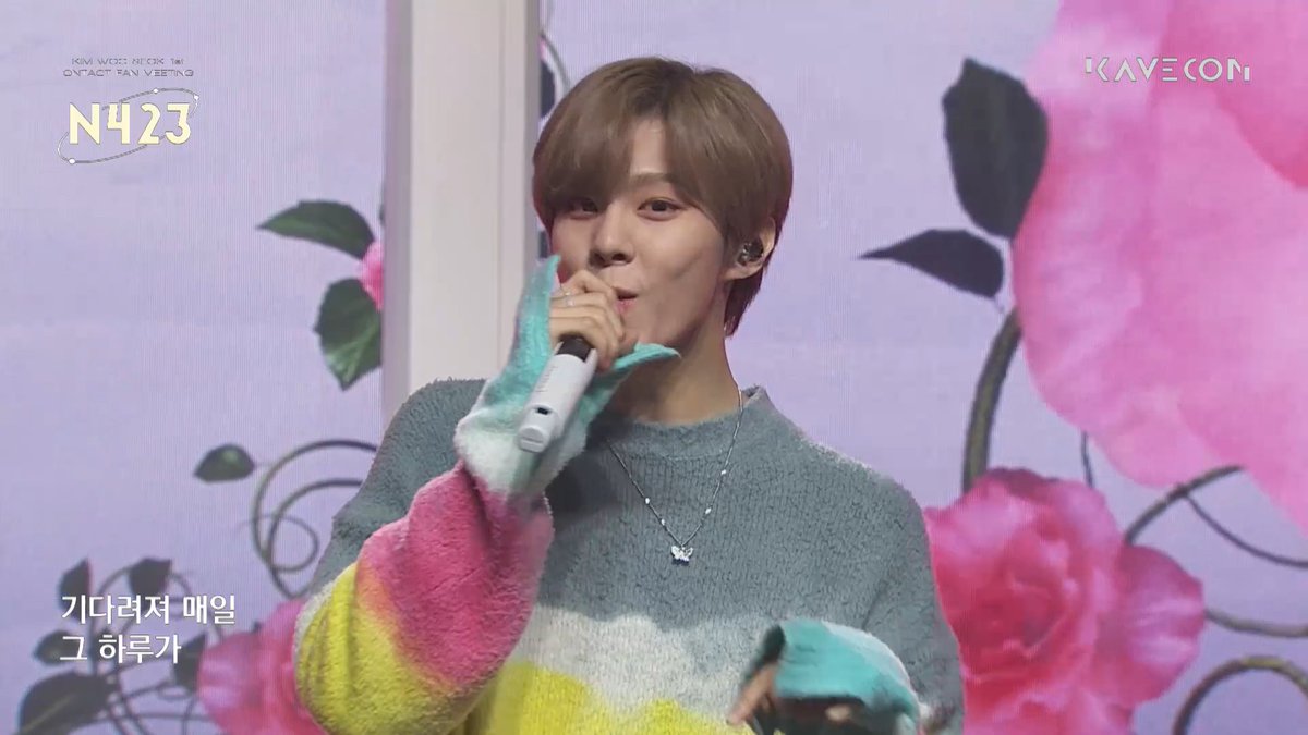 wooseokie__'s tweet photo. SO HANDSOME 😭😭😭😭 https://t.co/zwc9xYyvEt