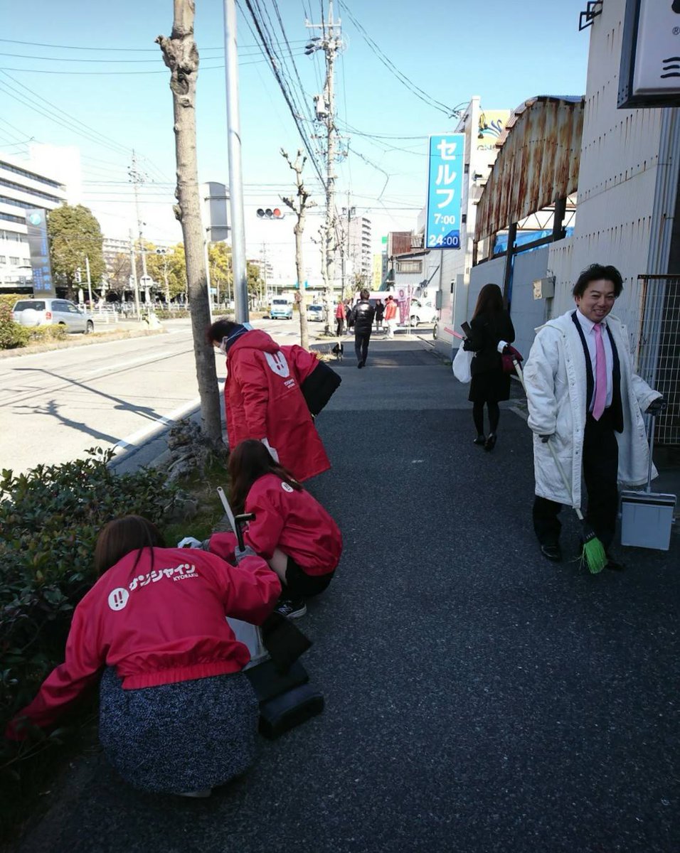 AoiParis's tweet photo. メーカー直営店
サンシャイン南といえども
一朝一夕で持続できた訳ではない。
どんなクレームや理不尽にも対応し
あらゆる環境に応戦してきた
管理者、スタッフさんらが
作り上げてきたのだ!
ありがとう。
全スタッフさんに感謝。

我が大事なホールなのだ💜

#京楽直営店
#サンシャイン南 https://t.co/Sg2kFVfC5v