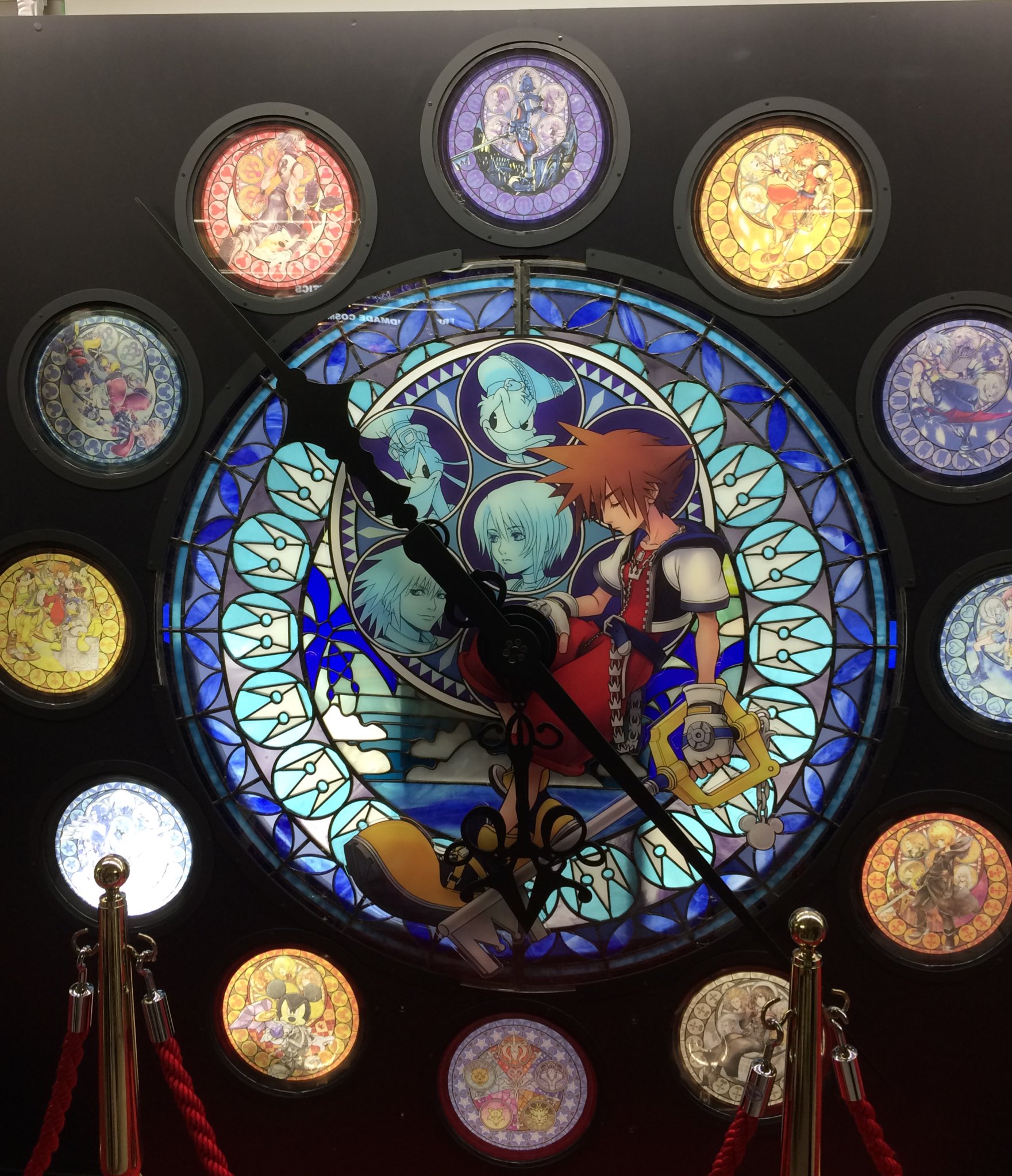 Sora キングダム ハーツ 19周年おめでとう Kh好きになり追いかけ続け19年目 機械オンチな自分がkhの情報収集のために始めたtwitter 感慨深い 近頃ゲームだけでなく 発売されるグッズも幅広く リアルイベントも増えて充実したファン生活となり嬉しい