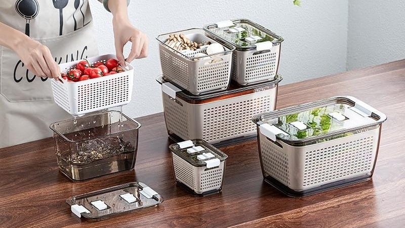 Keeping your fridge neat and tidy has never been easier! 

#cabients #countertops #tabletops #kitchen #styleyourkitchen #pantrygoals #fridgegoals #refrigeratorgoals #clean #sleek #modern #kitchendesign #kitcheninspo #kitchendecor #homedecor

oliveneden.com/collections/ki…