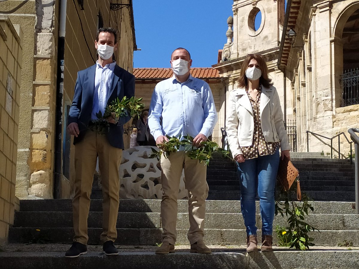 Os deseamos que paséis una feliz semana santa