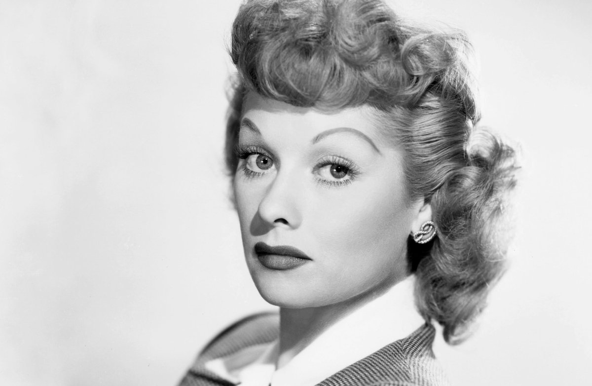 powerrtoyou's tweet photo. #HerStage Day 7

Lucille Ball was a Hollywood icon and the star of I Love Lucy. She was one of the first women to appear pregnant on tv and became the first woman to own and operate her own film studio

#WomensHistoryMonth https://t.co/nI4IHly624