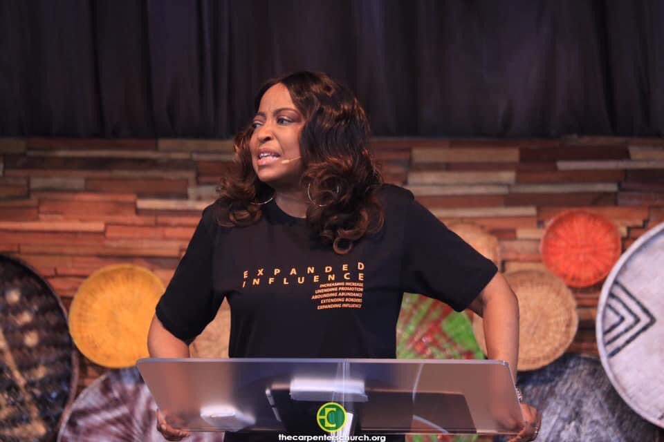 TCCPH's tweet photo. Minister: Pastor Nkechi Ene (Mrs)
Message Title: Running With The Mandate : Expanded Influence (Part 6 )
Text (s): Luke 1:26 -28 , Psalm 1:1-3 , Joshua 1:8
#Word #TCCService #ChurchWithoutBorders #eChurch #TCCPH
@PastorKech https://t.co/lrb8rozsGq