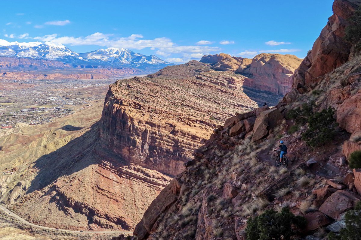 JeffKerkove's tweet photo. #BROab Day 3 finished with a bang on one of the best rides in the area: Gold Bar ➡️ Blue Dot ➡️ Portal 👌🏻🤩 https://t.co/LiquZigazI