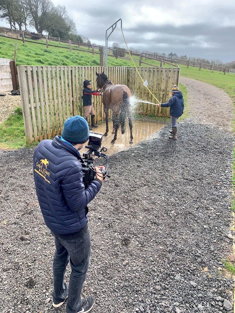 tvhenry's tweet photo. Out on the Lambourn gallops today filming with #GrandNational horse and jockey #SubLieutenant & @tabithaworsley. Less than 2 weeks before race day @AintreeRaces! #filmmaking #GrandNational2021 https://t.co/O1uQ6wm5sz