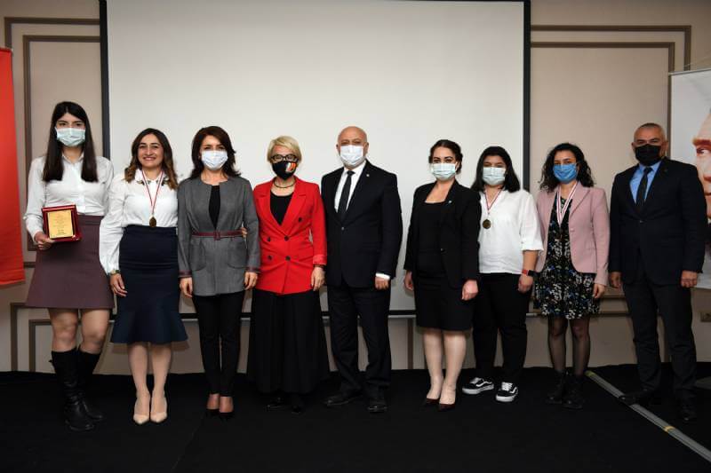 Girişimci İş Kadınları Derneği <a href="/GiskadMersin/">GİŞKAD</a> (GİŞKAD) gıda ve tarım konusunda özgün, inovatif fikir geliştiren 8 kadına ödül verdi. #inovasyon #startup 

👉ajansteknoloji.com/2021/03/28/mer…