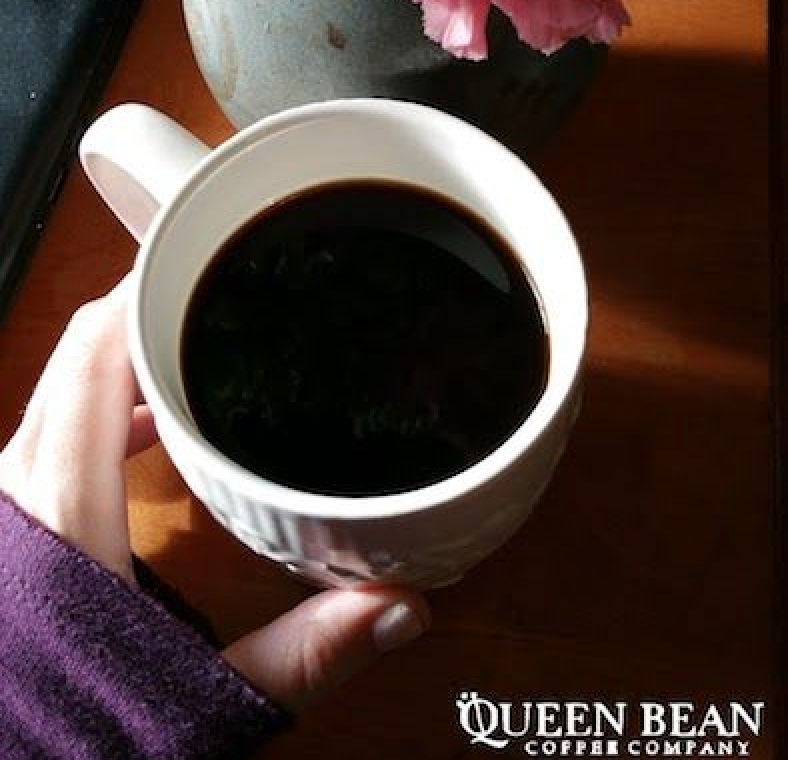 QueenBeanCoffee's tweet photo. Just three days left to save 20% on our El Salvadorian coffees! These beautifully, balanced, bright coffees are perfect for a lovely cup with good mouthfeel and delicate acidity. Click here to learn more: https://t.co/3yf7az5MBL
#TheQueenBean
#MillsCoffee #GoodDeal #GoingSoon https://t.co/ZzC9IQu4E2