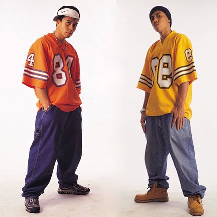 ERAdotje's tweet photo. Harini genap 23 tahun first gig Too Phat kat KL, A Tribute To Westcoast and Eastcoast pada 28 March 1998. Fun fact, nama diaorang dulu untuk first gig ni Way Too Phat dan asalnya diaorang ni adalah trio. @flizzow 
#hiphopgig #toophat #hiphopmalaysia
.
Kredit @Nazpoleon https://t.co/10iCYqbg8u