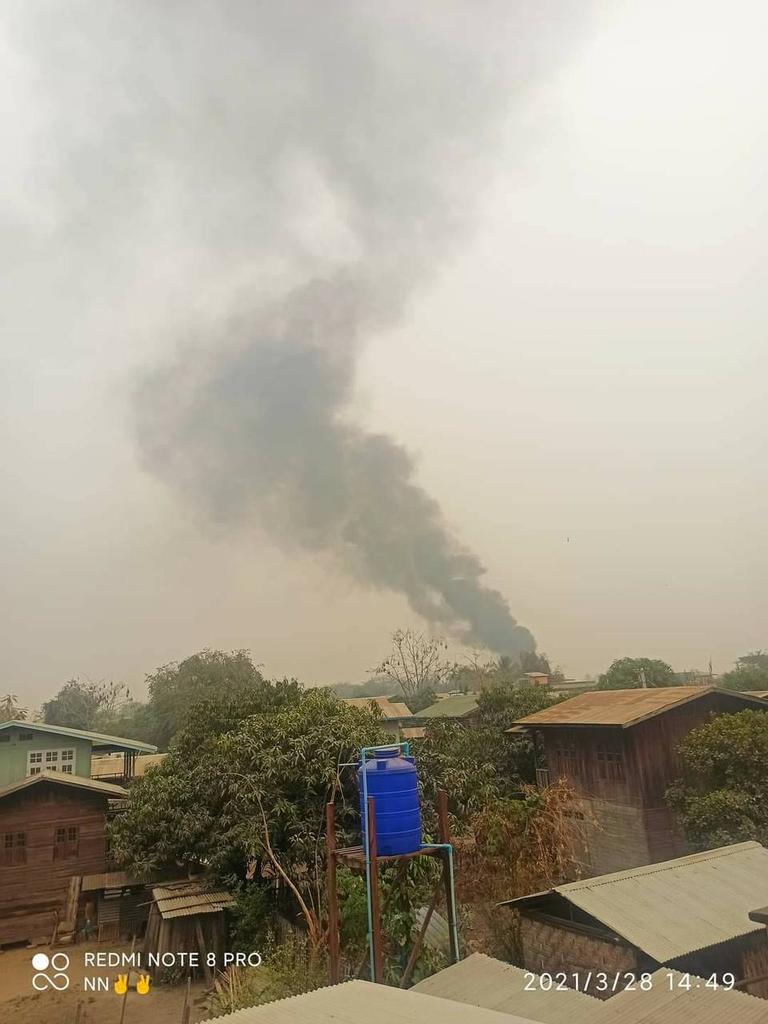 This is how the civilians from Tahan ward , Kale city , Sagaing region, are currently staying even inside their own house. Staying inside is not safe anymore because of military terrorists. JUNTA MASSACRE #WhatsHappeningInMyanmar #Mar28Coup