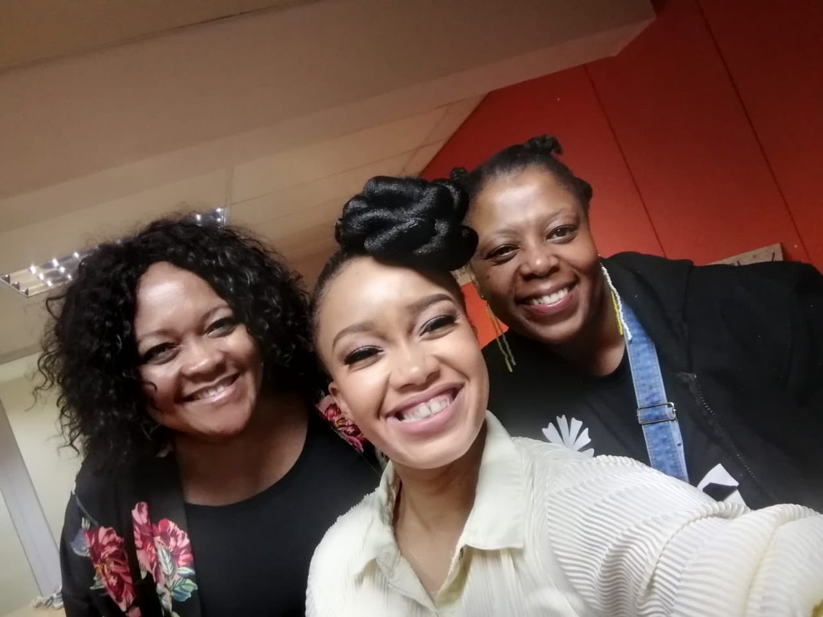 KGMoeketsi's tweet photo. Don’t be fooled by the smiles. My daughter and I went and dropped food supplies for the over 20 artists sitting in at the National Arts Council. They are strong and determined. It still left me sad though. Sad of how corruption is robbing the arts. Artists are struggling. I’m sad https://t.co/ppvJD0d37I