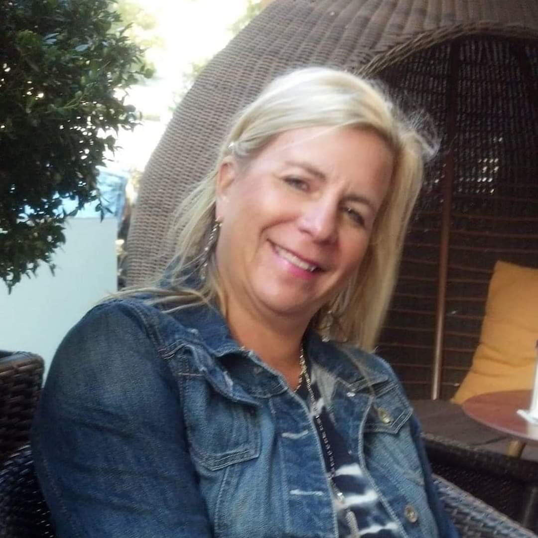 TJ_MakeEmPay's tweet image. Happy Birthday to my beautiful bride of 32 years. I do love her very much. #MakeEmPay Amy gets to watch sports on her birthday. #BBN @KySportsRadio