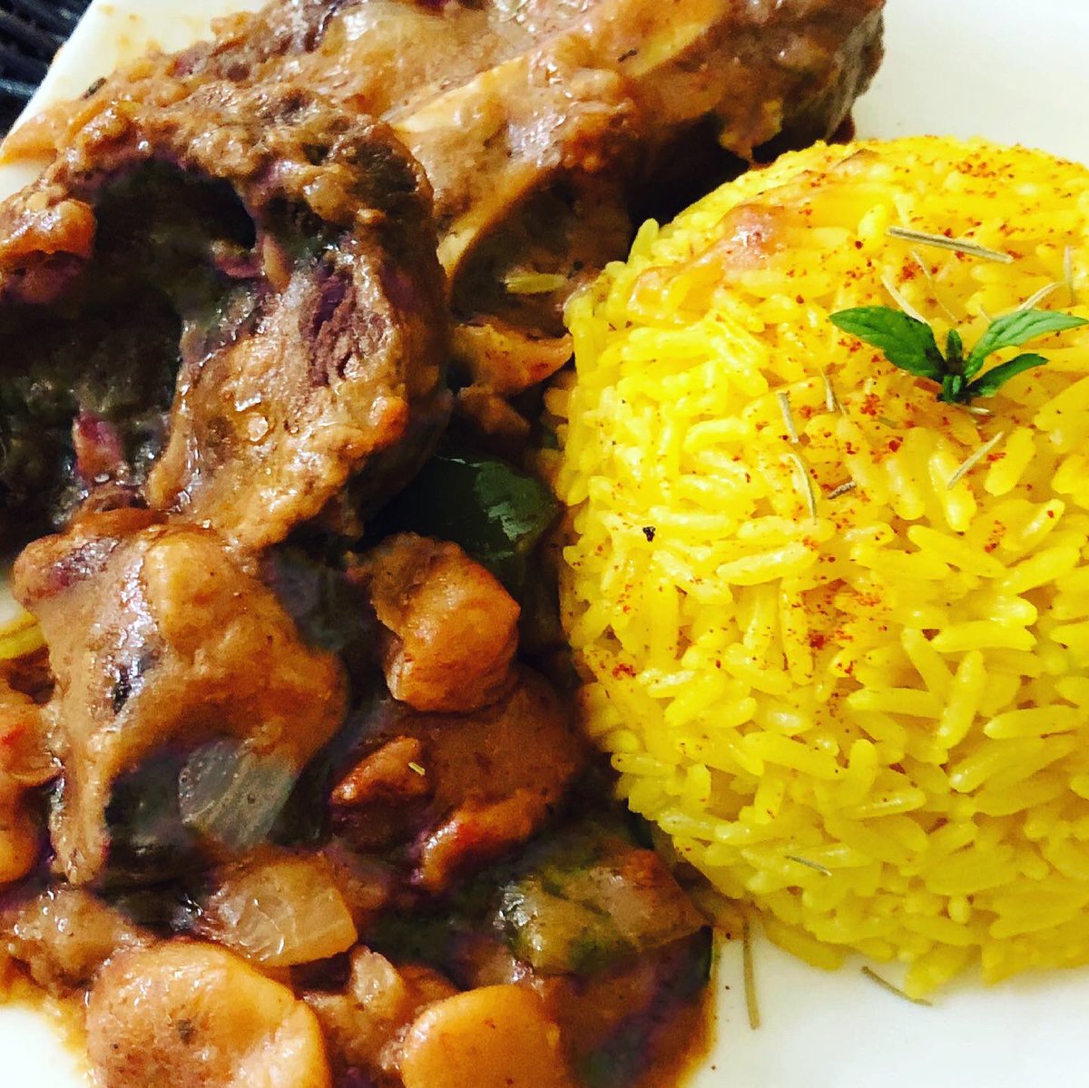 MoeChanda's tweet photo. 1/3 .. #SundayLunch #PalmSunday #MoeCooks https://t.co/YpuK9K4G8t