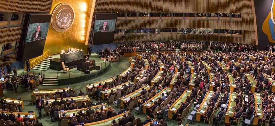 rixsona4's tweet image. The United Nations has the role of meeting to raise the salaries of these workers, in addition to the end of the meeting is to issue a statement to the salary.
 They spend billions of dollars a year collecting money from permanent member countries ...
 Apart from the meeting and