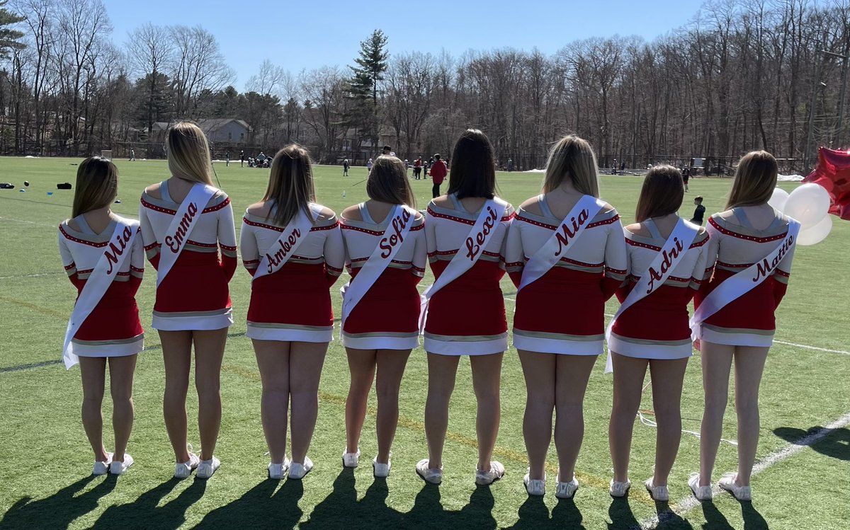 whscheering's tweet image. Congratulations to our beautiful seniors! I am extremely proud of how you have been able to adapt to challenges, overcome disappointments,  and remain positive through it all. Brighter days are ahead.  Love you. ❤️ #Classof2021