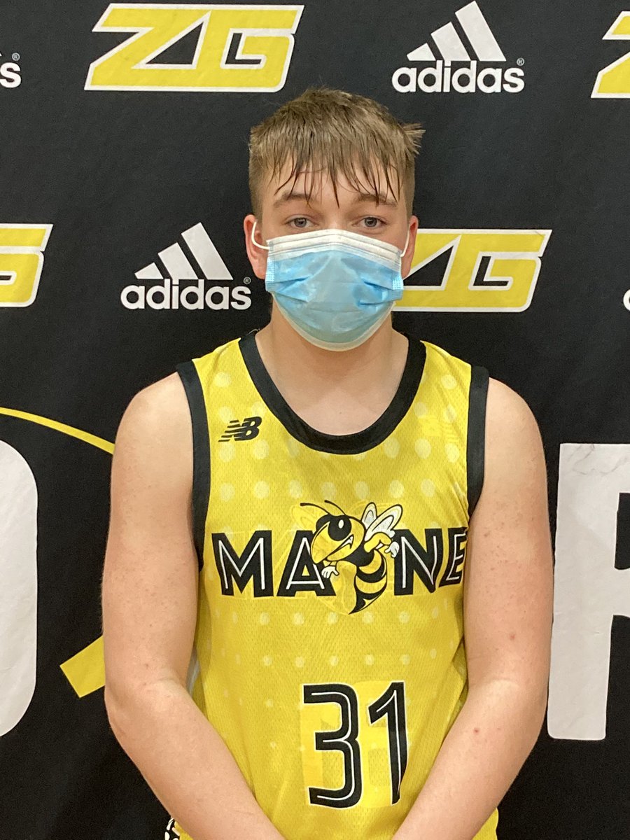 Keegan Reny is your #ZGPOTG‼️ The 8th grader for <a href="/MEStingAthletic/">Maine Sting Athletics</a> led the way in the scoring column in a tightly contested W! 🏀🐝
