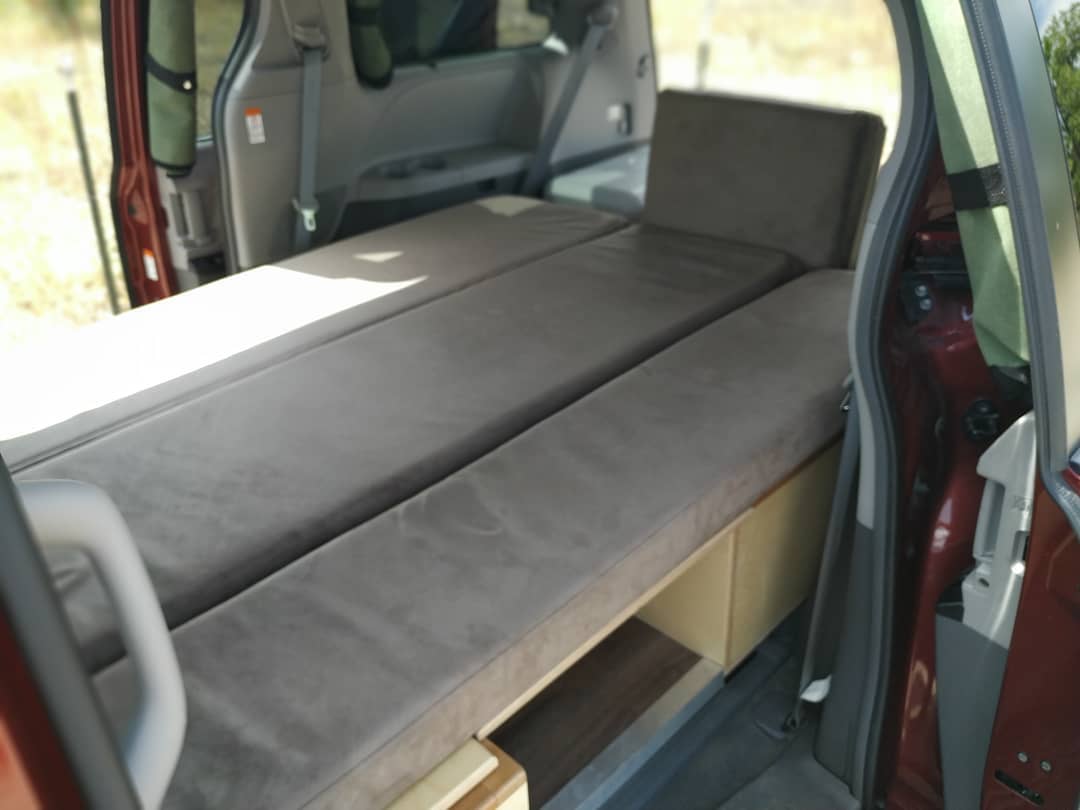 ExploreVanx's tweet photo. We're jazzed about how this 2017 Sienna LE turned out.
😌🎶

🛠️🚐👍🏼Great work, @brennan.lynch and oasiscampervans https://t.co/AdYqnRmgBg https://t.co/6r8XJJYkKx