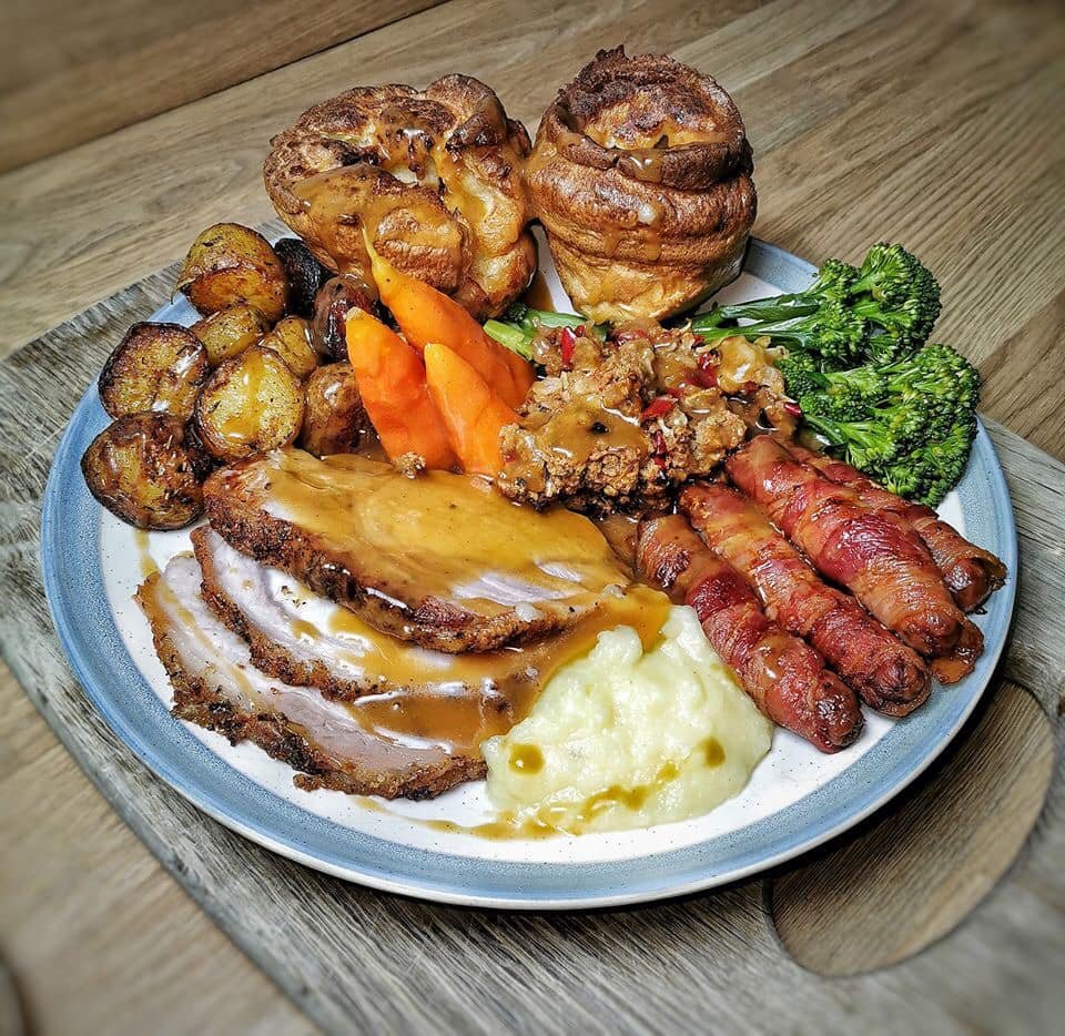 ratemyplatenow's tweet photo. My Sunday Roast by Alex G https://t.co/qf60cW1iHh