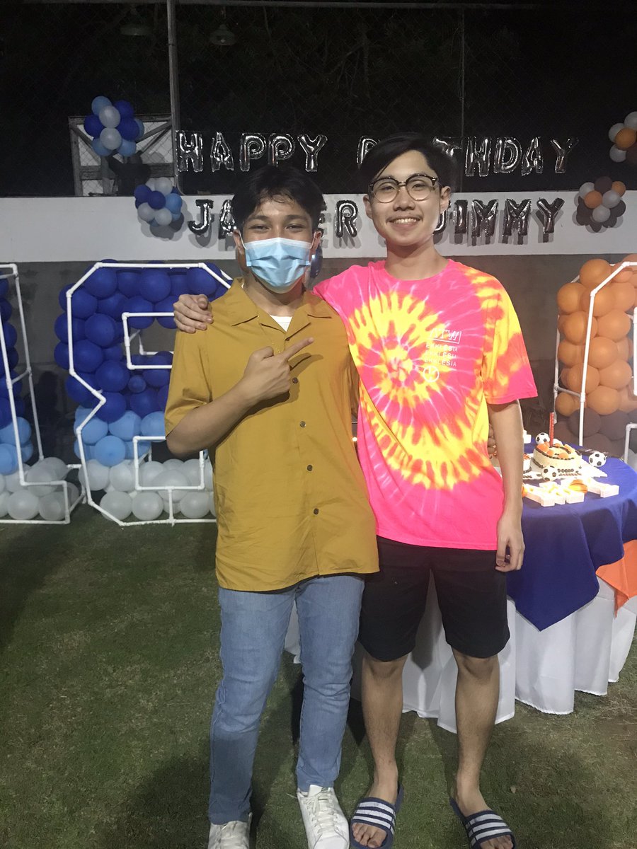 jecosalac's tweet photo. Happy Birthday @jasperlimm_ !!! Salamat sa pa giveaway karon kay maka flick nakog pokemon😚 https://t.co/sDsRUEy53m