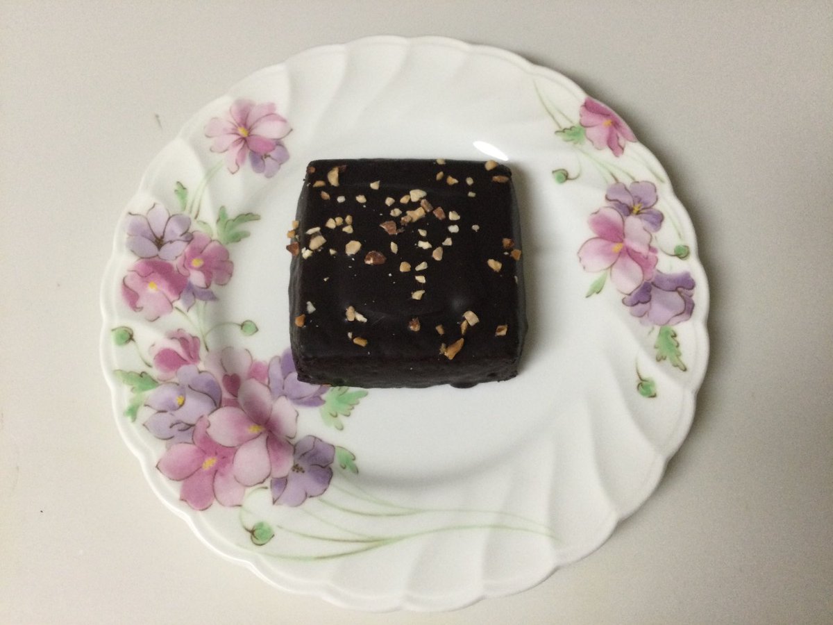 みんなの セブンイレブン チョコケーキ 口コミ 評判 食べたいランチ 夜ごはんがきっと見つかる ナウティスイーツ