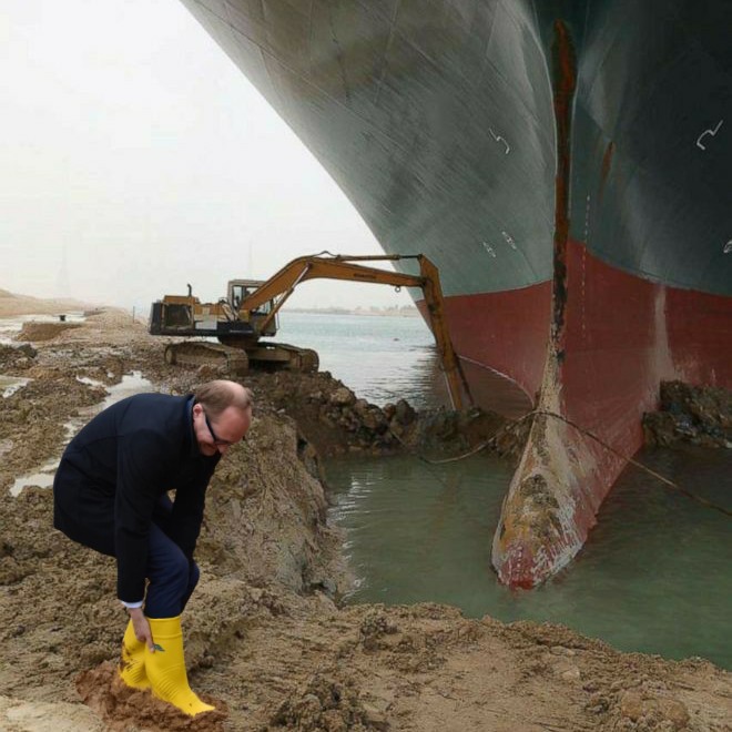 Ben Weyts deelt soep uit om gestrand schip te helpen