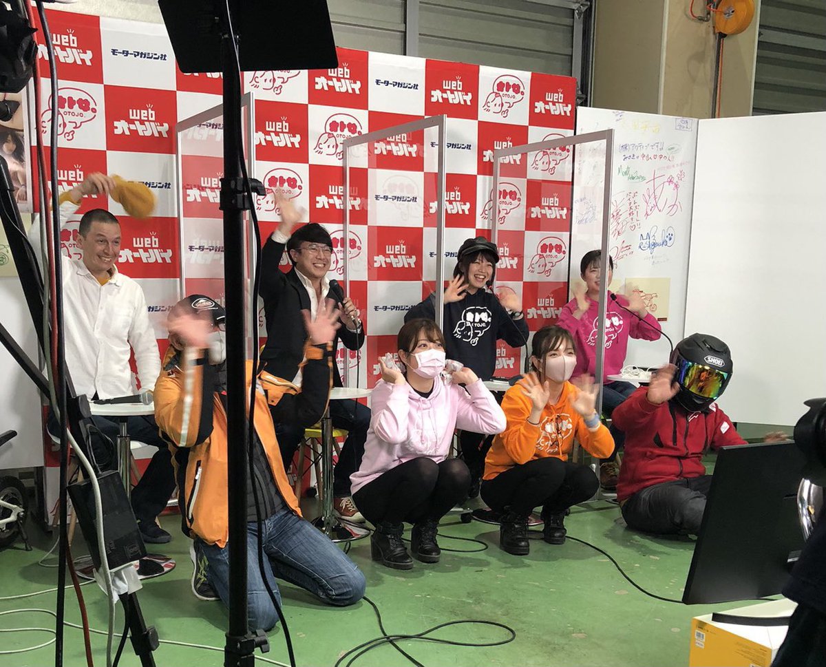 nyanba_youka's tweet photo. 24時間配信無事に終了しました✨✨
盛り沢山の内容で燃え尽きました!
それも関わって下さったスポンサーさん、スタッフさん、そして24時間たくさんコメントなどで参加して下さったり皆さんのおかげです!
一緒に楽しんで下さってありがとうございました✨
#autoby24
楽しかった!またやりたい!笑 https://t.co/NOBAc7eM3A