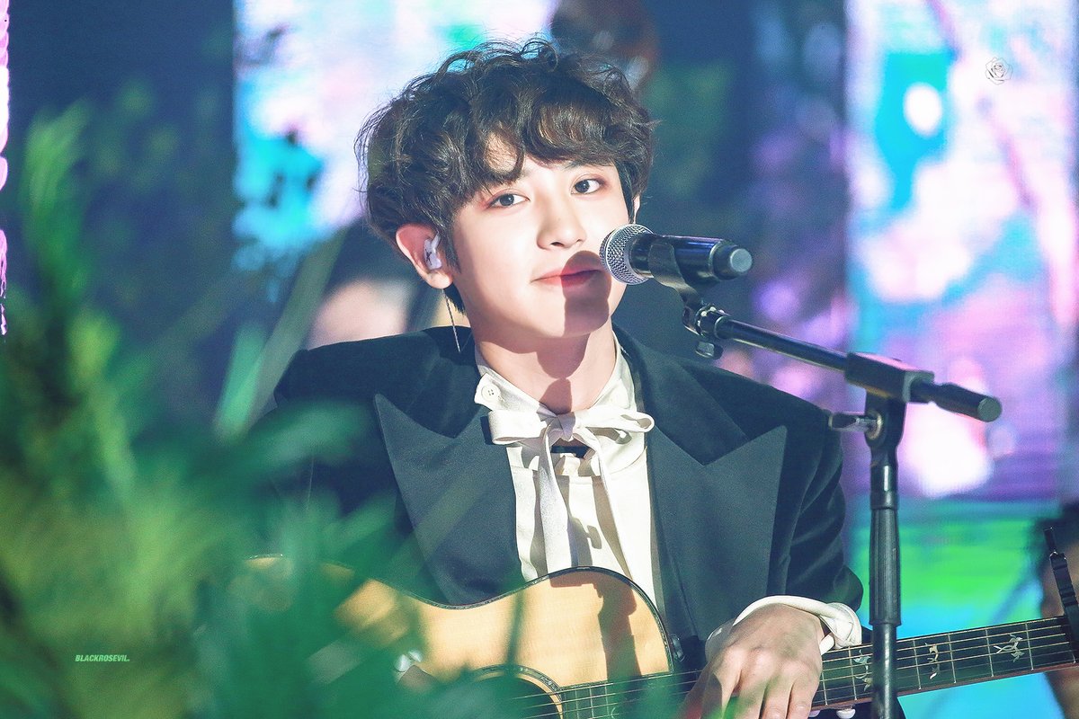 BLACKROSEVIL61's tweet photo. 다시 만날 때까지 기다릴게.🔥🌙

#찬열 #CHANYEOL
#찬열아_우린_worry_about_nothin
#항상��열이편
#OurPrideCHANYEOL
#AlwaysYoursCHANYEOL https://t.co/xmr7tLELuC