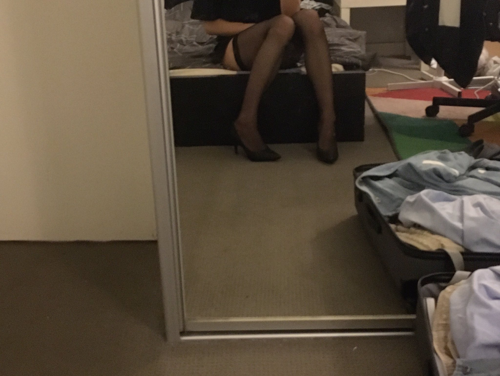4 pic. 一些存货，这个高跟虽然没那么高，但是感觉很淑女很优雅 https://t.co/lxCZhxYJPl