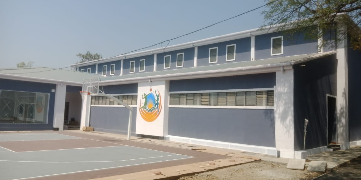 jscljabalpur's tweet photo. जबलपुर स्मार्ट सिटी लिमिटेड द्वारा शिवनगर में मिनी स्पोर्ट्स कॉम्प्लेक्स का निर्माण किया है जिसमे बैटमिंटन कोर्ट, बास्केटबॉल कोर्ट, वॉलीबॉल कोर्ट , गार्डन इत्त्यादी शामिल है ।
@CMMadhyaPradesh
@SmartCities_HUA
@jabalpurdm
@MoHUA_India
#SmartCityJabalpur
#MiniSportsComplex https://t.co/HtgfeYNIsN