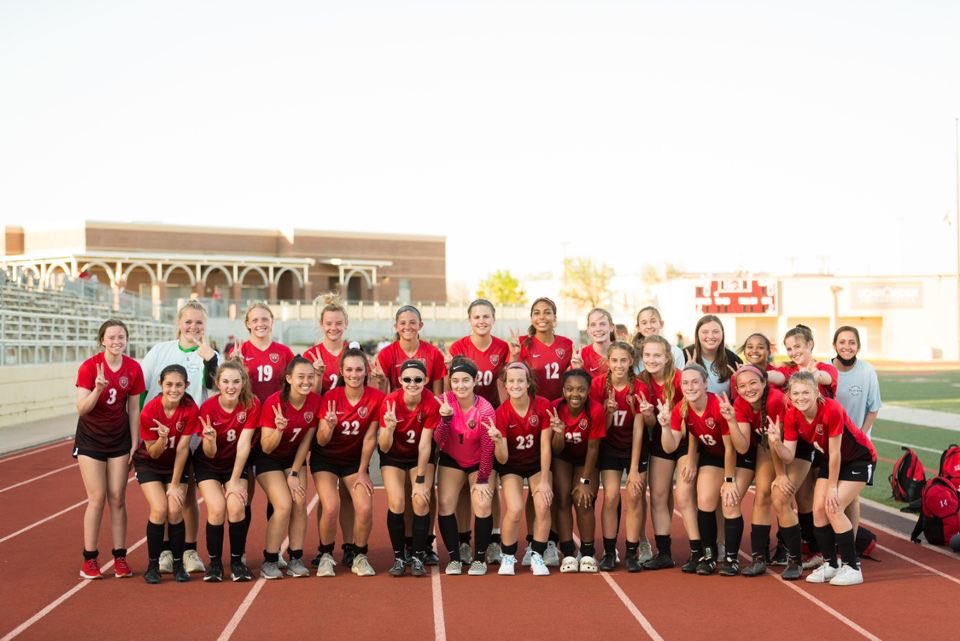 CHHS_LPSoccer's tweet photo. Your 2021 Bi-District Champion Lady Panthers!  
 
Thanks to @amwzphotography for the great photos! https://t.co/r8X12K3j5P