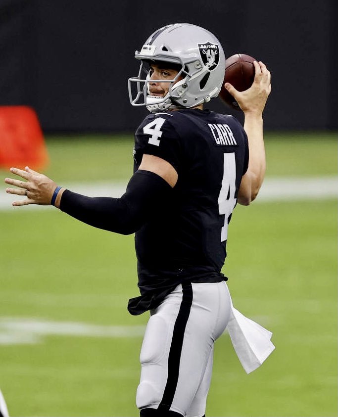 Happy birthday Derek Carr 