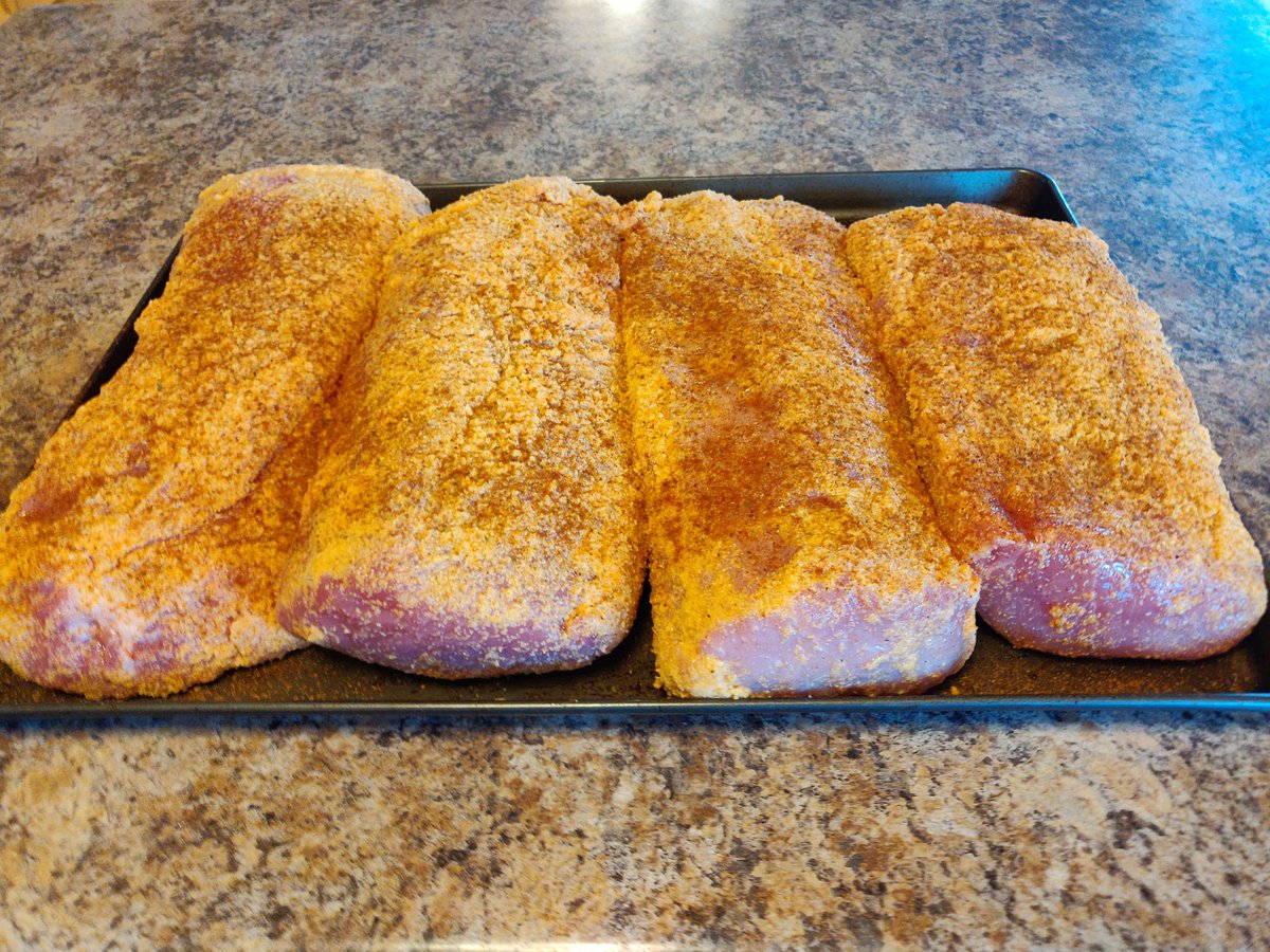 bsnq365's tweet photo. Ain't no faking it's Canadian 🇨🇦 bacon .... When you know you know am I right? #NotYourAverageJoe #KamadoJoe #KamadoJoeNation #bacon #bbqlife @KamadoJoe https://t.co/X3WXqrgCWN