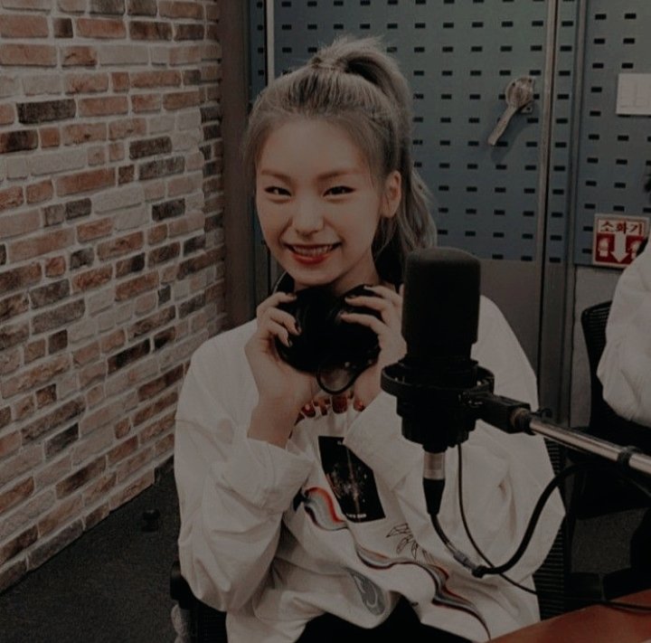 Clara Agatha Grazzela tweet media