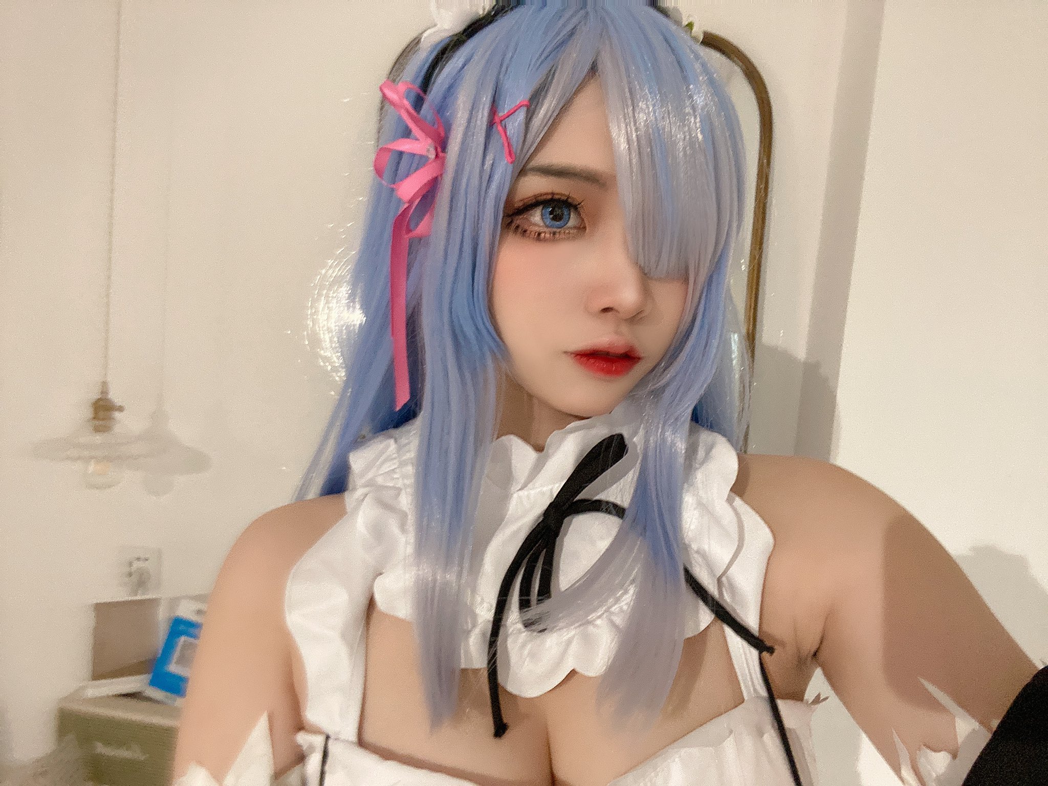 画像,Rem https://t.co/5QjiMexVBA。