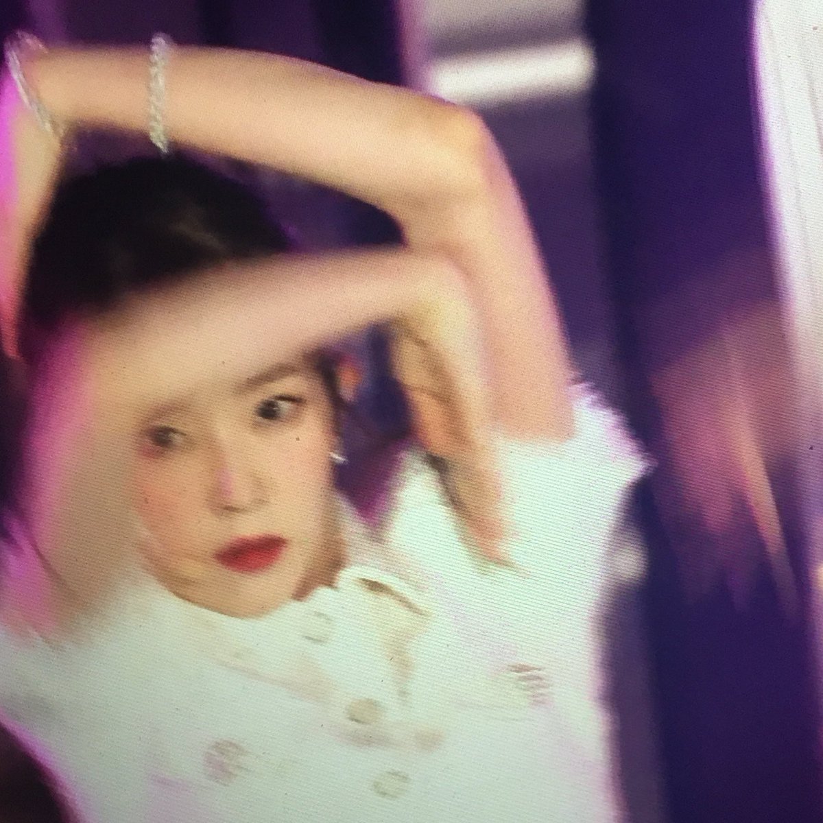 gay4wannie's tweet photo. me trying to trend both irene and wendy 😭

#Our329WishesforIrene 
#HappyIreneDay 
#오늘_현탄절_헌법에_나와있대요 

#LikeWater_D7 
@RVsmtown

SEVEN DAYS TILL LIKE WATER https://t.co/0OXevfkmfR