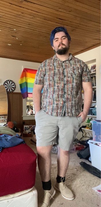 BryceePat's tweet photo. If I’m wearing this outfit just know you might want to hide ya dads hide ya husband https://t.co/vwmGION0Zk