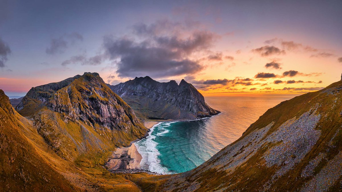 Nordlandblogger's tweet photo. Die Wanderung auf den Gipfel des Ryten gehört inzwischen zu den Klassikern auf den Lofoten in Norwegen. Alle Informationen, Bilder und Daten sowie die GPX Daten für die Planung deiner Tour findest du in diesem Beitrag....
#norwegen #lofoten #ryten
https://t.co/Q3zF2o6JKx https://t.co/Xw13tonjAd