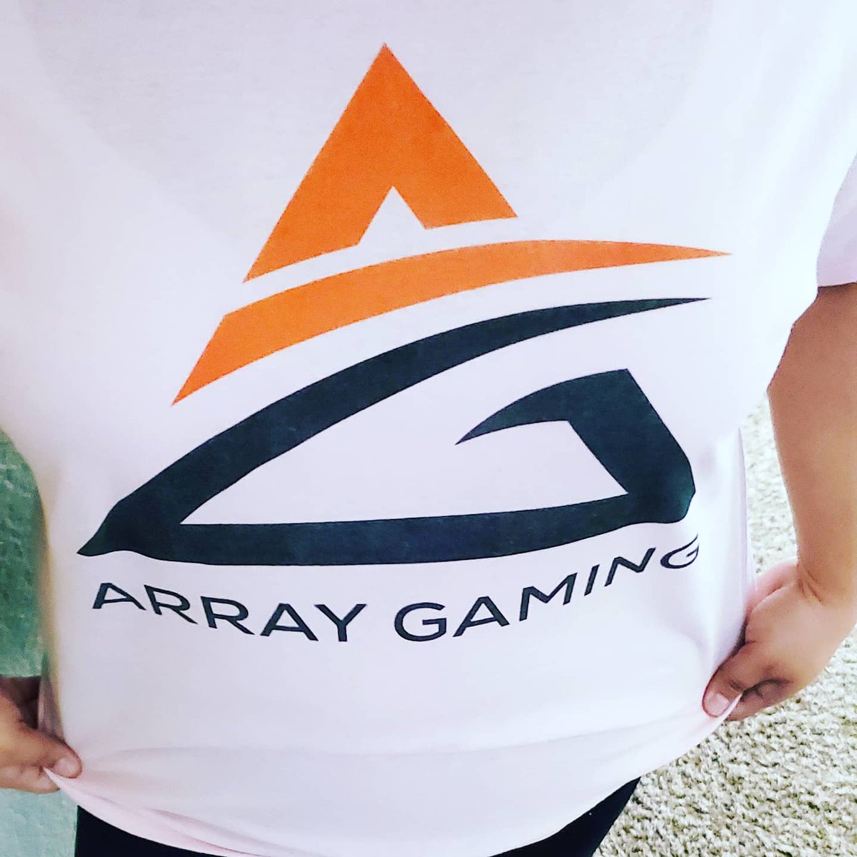 kiranafiore's tweet image. I'm officially affiliates with @arraygamingco checkout thier clothing line using my 
Referral URL: arraygaming.com/?ref=kiranafio… 
and checkout with my Referral code: kiranafiore for 10% off!

#arraygamingco #PSO2GLOBAL #twitchstreamer #twitchaffiliate