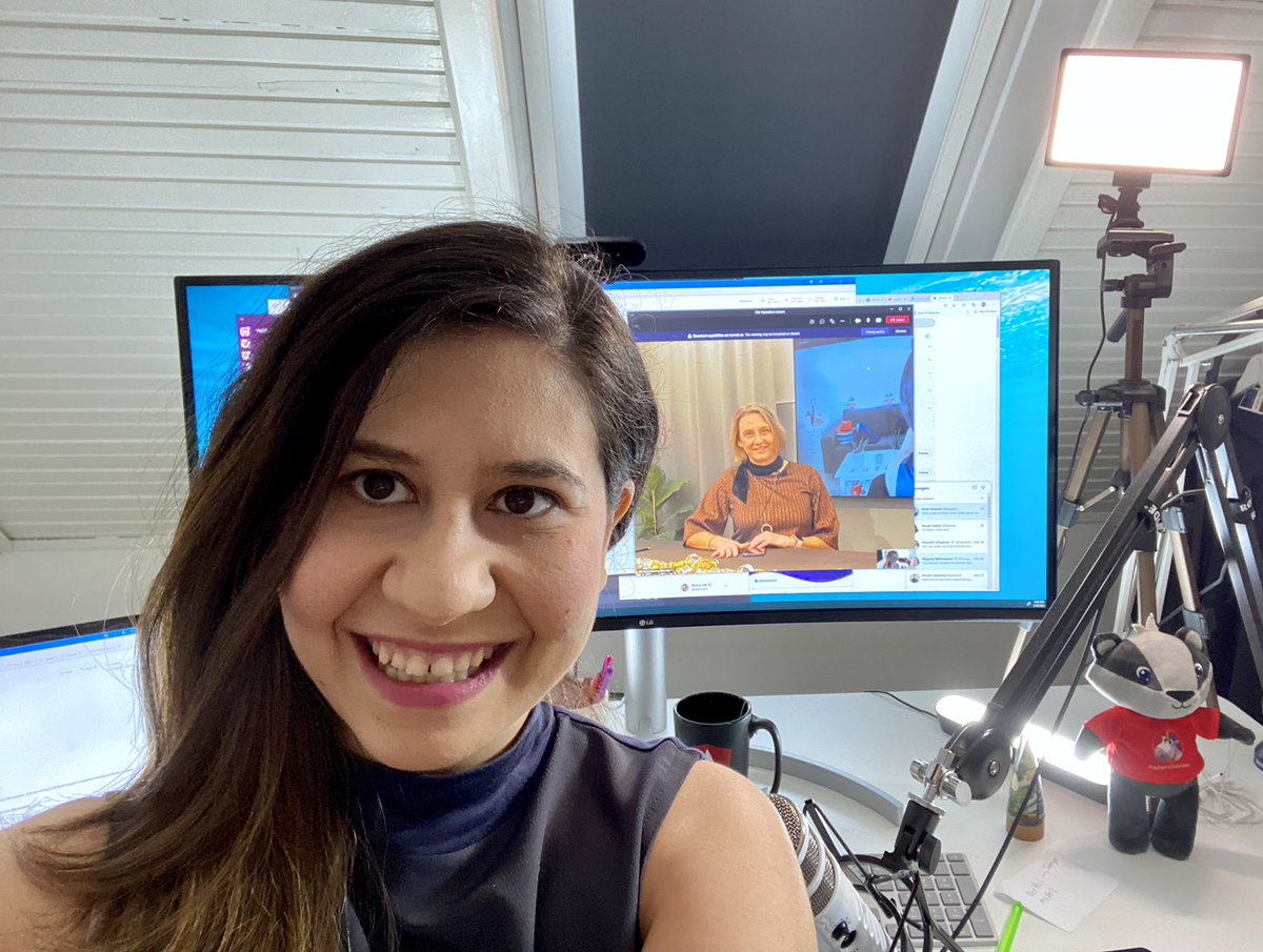 sherrrylst's tweet image. 15 minutes left to announce the winners! 🎉

#hackTheClimate