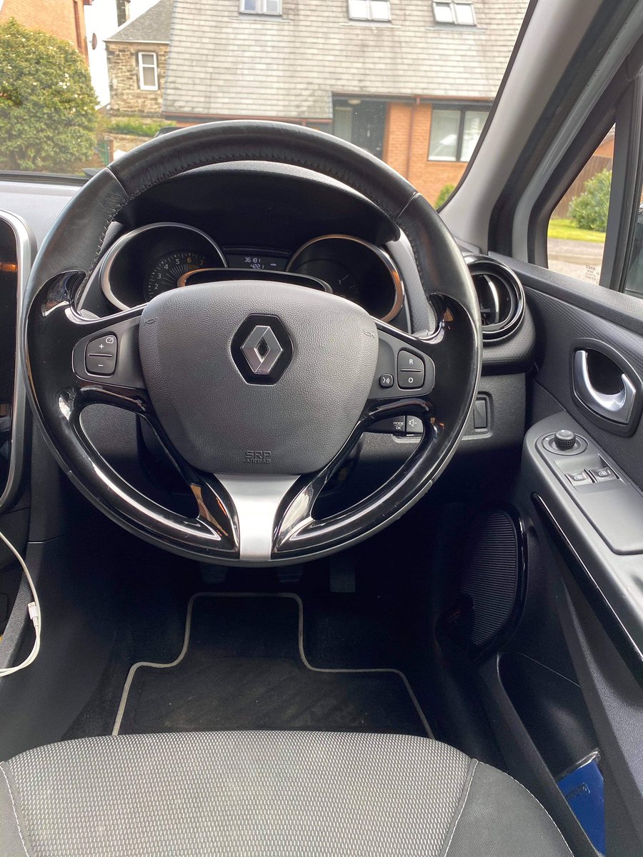 mvalente14x's tweet photo. White Renault Clio FOR SALE. Low mileage = 36,000 (65 plate - released 2016). 5 doors, Manual, petrol. 1.2 engine. Immaculate condition. 6months MOT left. Additional rear parking sensors. Bluetooth, touchscreen, Usb &amp; 12v ports. Message if interested. RETWEETS APPRECIATED. £5500 https://t.co/HgZ3lSK4zm
