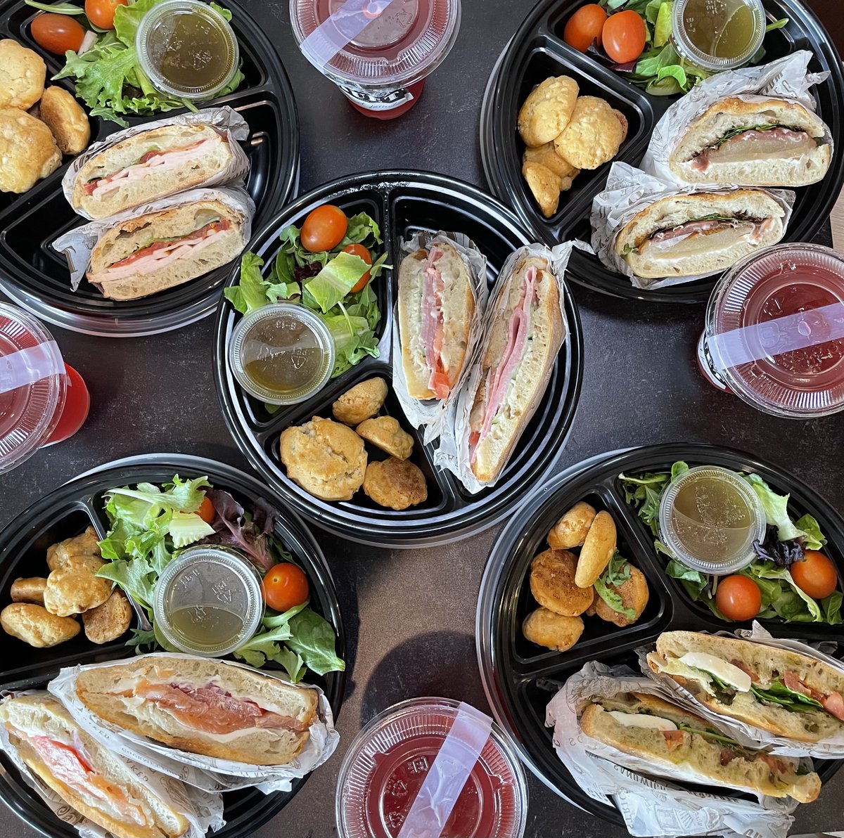 Duet_Restaurant's tweet photo. When the weather is dreary, there's no better time to stay in and order delicious food from Duet restaurant. 

🍴𝐃𝐔𝐄𝐓 Bakery and Restaurant
📍6181-6183 Strickland Avenue
Brooklyn, NY 11234
📞 (718) 676-6219
https://t.co/ZoNAjKYOaB

#duetrestaurant  #brighton #nycrestaurants https://t.co/Dib4tWwAu9