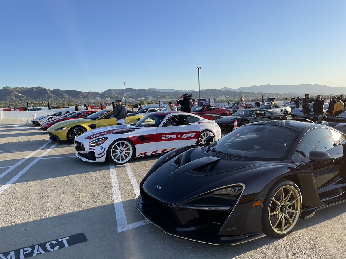 Daichiomg's tweet photo. woaw #F1DriveInLA https://t.co/fubeBM7iTw