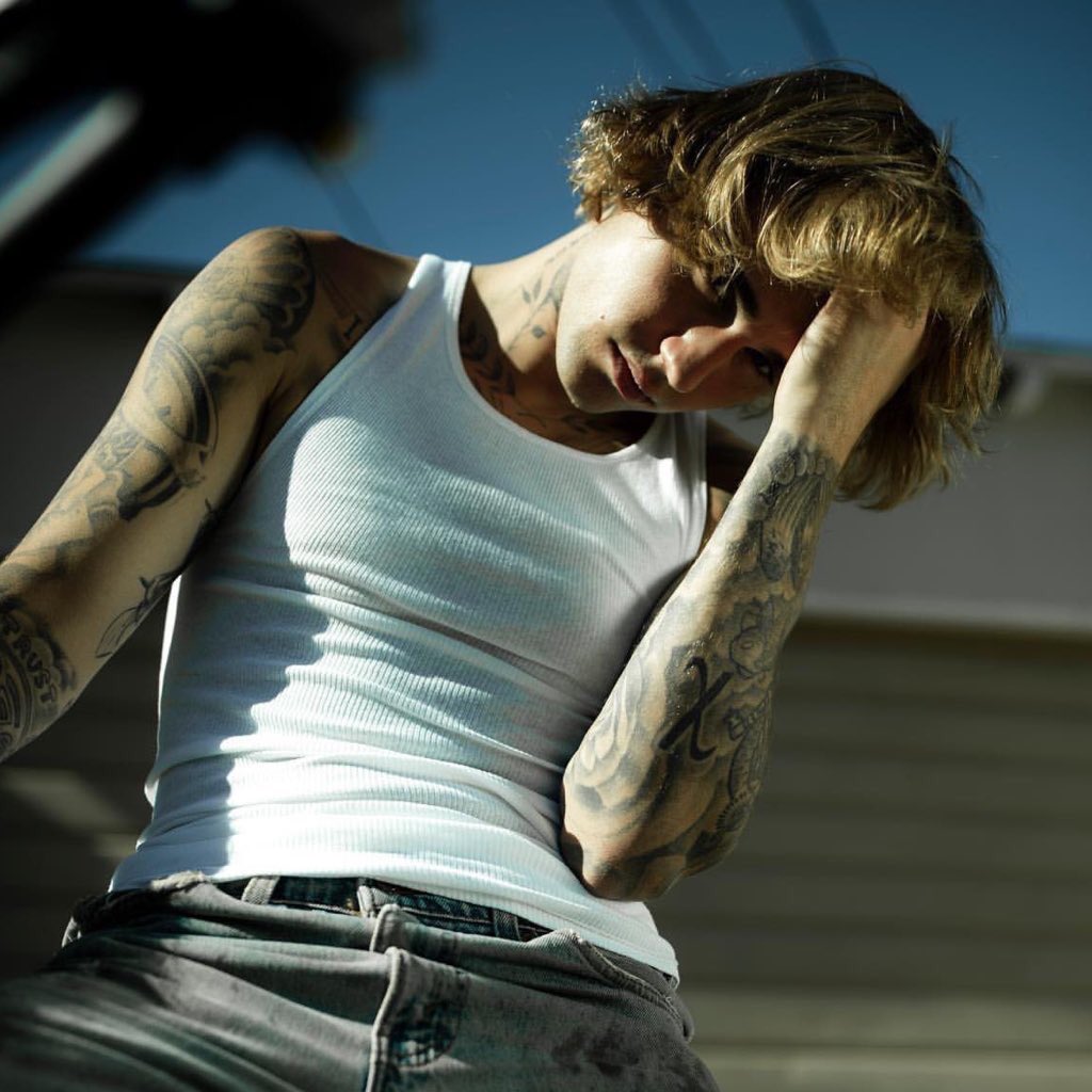 JBieberCharts's tweet photo. Billboard Hot 100 —  Final Predictions 

#1. Peaches 
#17. Anyone
#21. Holy
#23. Hold On
#43. As I Am
#42. Lonely
#65. Unstable 
#67. Off My Face
#68. Ghost
#72. 2 Much
#76. Deserve You
#83. Die For You
#87. Love You Different
#89. Loved By You 
#92. Somebody https://t.co/bNPeIGYqhQ