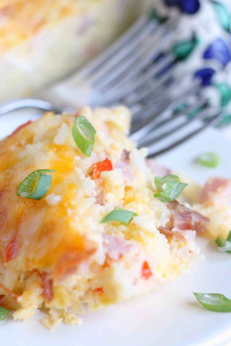Wake up to a Ham &amp; Potato Bake this Sunday! This breakfast will bring warmth to any home. 

Recipe: bit.ly/31qQSut