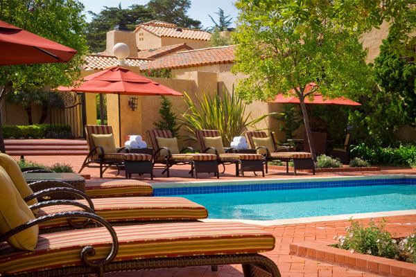 Sports_Traveler's tweet image. Our new Golf Pebble Beach Experience is available now for travel all year long!

sportstraveler.net/sports-experie…

Stay at The Lodge at Pebble Beach and golf at Pebble Beach Golf Links and other beautiful local courses!

#golf #pebblebeach #pebblebeachgolf #17miledrive #golftravel