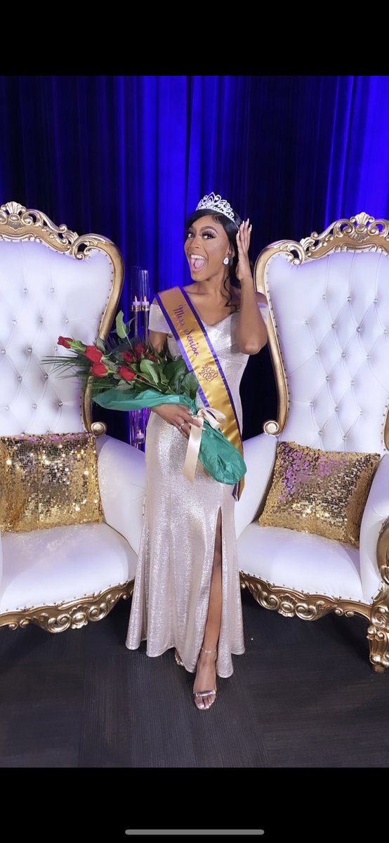 _fayyfayee's tweet photo. “Take a seat and see the vision I invision”✨
I would like to thank each and everyone of all for electing me to serve as your Miss Senior 2020-2021 at Prairie View A&amp;M University . This was a tough and difficult time for us all but I’m so honored.
Coronation 💜💛 https://t.co/LeDqQ8ML61