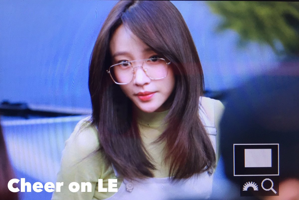 hourIyhani's tweet photo. #하니 #HANI https://t.co/gSyKXcNaR0