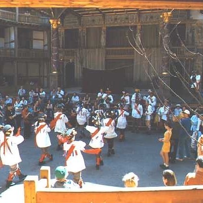EynshamMorris's tweet photo. Way back in 1997 & 1998 we were lucky enough to #dance @the_globe #theatre #southwark #southbank #london #shakespeare #morrisdancing #england #straightfromthefields https://t.co/JmYN6u4c5Z